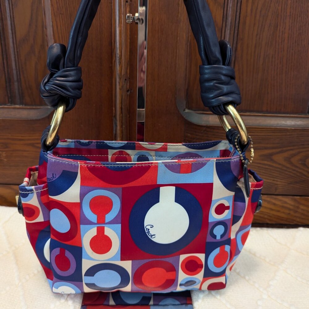 Coach Madison Scarf Satin Graphic Op Art Resort Mini Handbag J0882-42177 - Picture 3 of 16